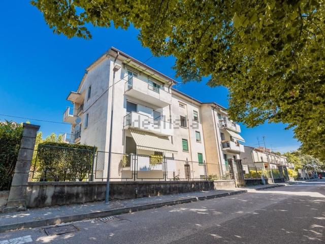 Appartamento in vendita a Sommacampagna, Veneto