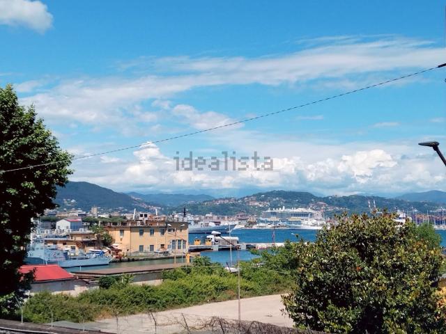 Appartamento in vendita a Acquasanta, La Spezia