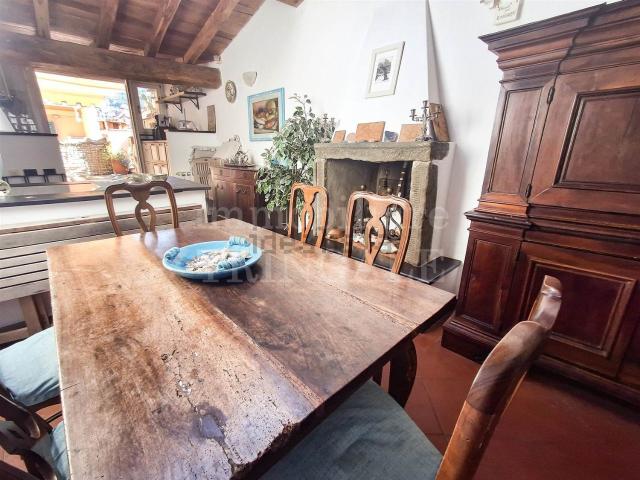 Attico in vendita a Carbognano, Lerici