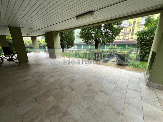 Appartamento in vendita a Cernusco Sul Naviglio, Lombardia