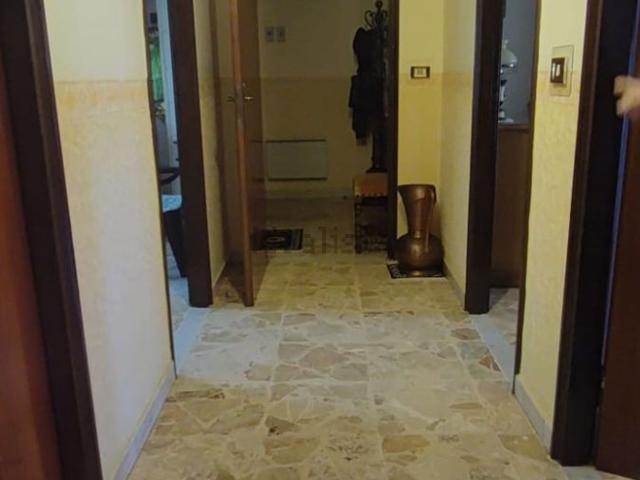 Appartamento in vendita a Maugeri, Valverde