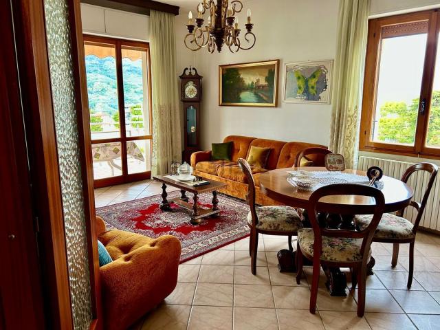 Appartamento in vendita a Uzzano E Castello, Pistoia