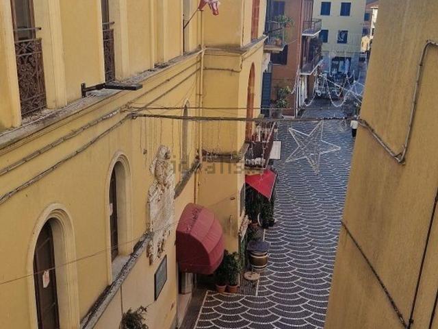 Appartamento in vendita a Passignano sul Trasimeno, Perugia