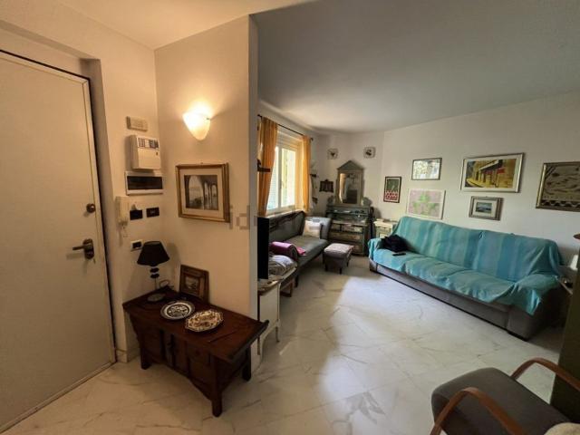 Appartamento in vendita a Poggioletto, Marina Di Massa