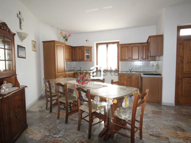 Appartamento in vendita a Guardea, Umbria
