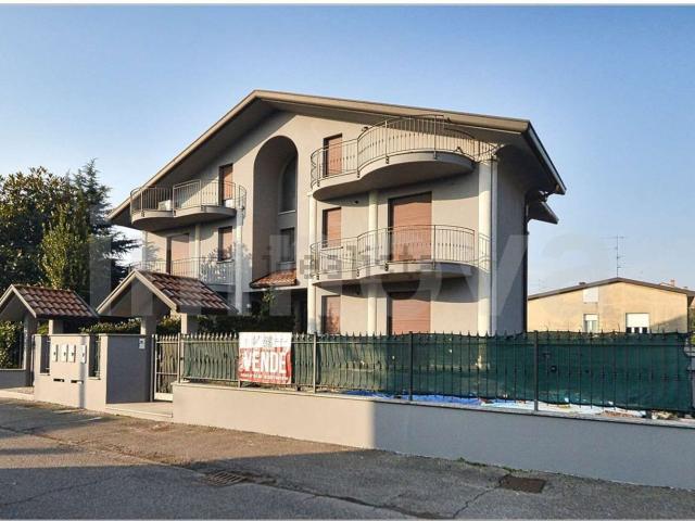 Appartamento in vendita a Seveso, Lombardia