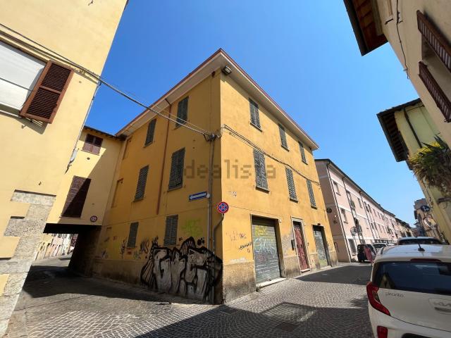 Attico in vendita a Centro Storico, Marche
