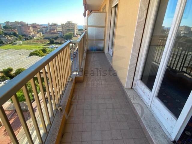 Appartamento in vendita a Vallecrosia, Liguria