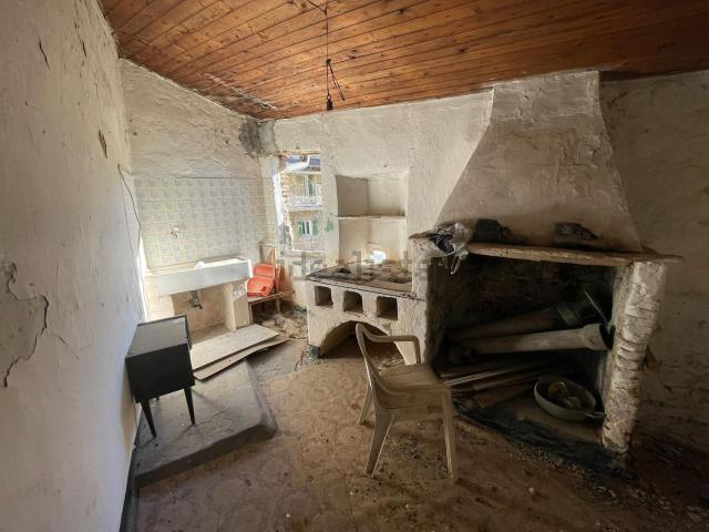 Appartamento in vendita a Vallecrosia, Liguria