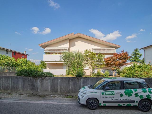 Appartamento in vendita a Colugna / Culugne, Tavagnacco / Tavagnà