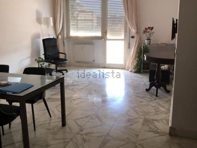 Appartamento in vendita a Marina di Carrara, Carrara