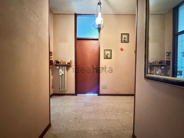 Appartamento in vendita a Molinetto di Lorenteggio, Corsico