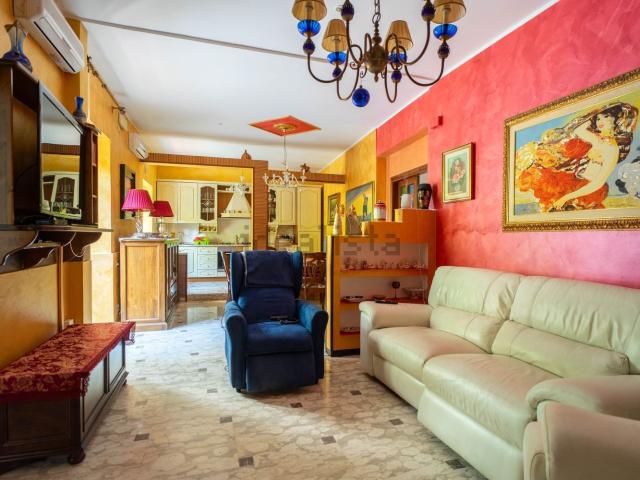 Appartamento in vendita a Cetraro Paese, Calabria