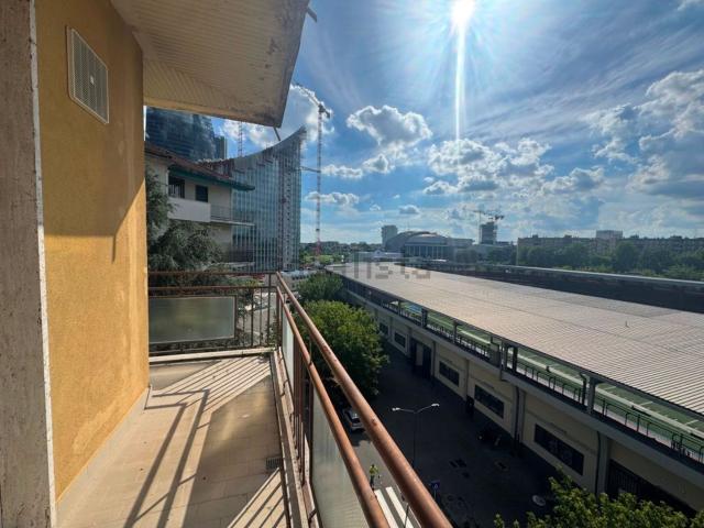 Appartamento in vendita a Municipio 8 di Milano, Milano