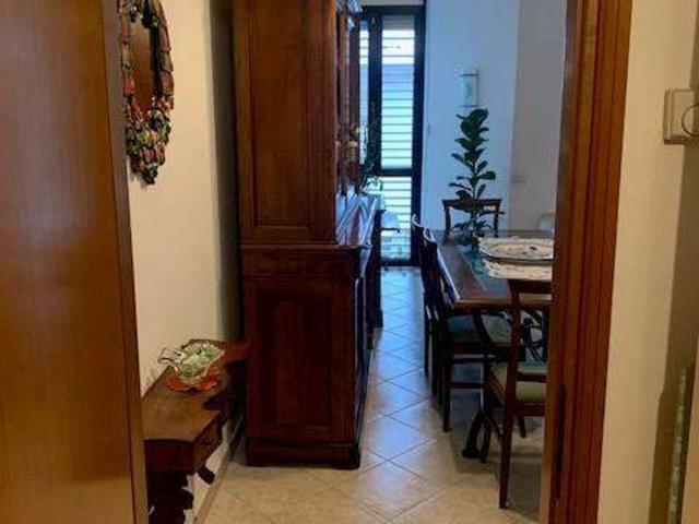 Appartamento in vendita a Vittoria Apuana, Forte Dei Marmi