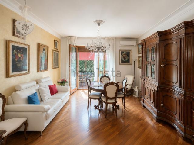 Appartamento in vendita a Mezzana, Prato