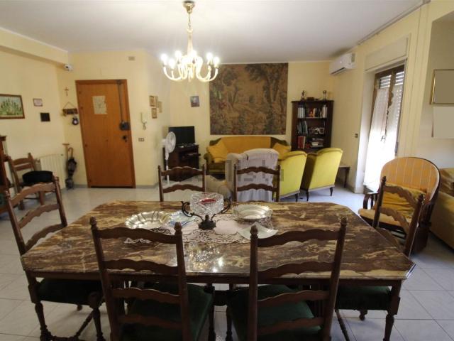 Appartamento in vendita a Carlentini, Sicilia