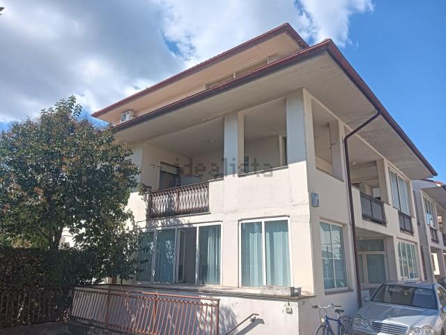 Appartamento in vendita a Borroni, Foligno