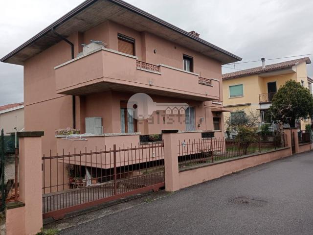 Appartamento in vendita a Ghedi, Lombardia