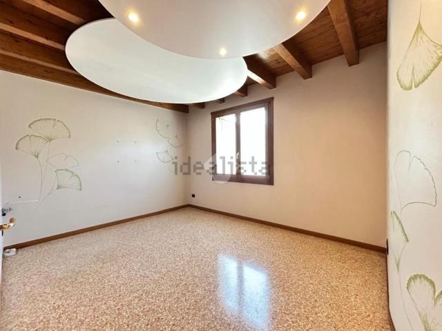 Appartamento in vendita a Caldogno, Veneto