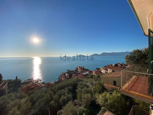 Attico in vendita a Portesone, Lerici