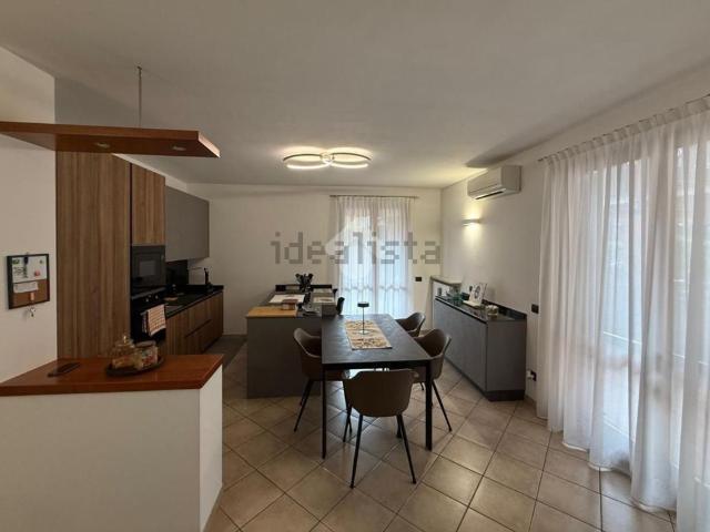 Appartamento in vendita a Romano di Lombardia, Bergamo