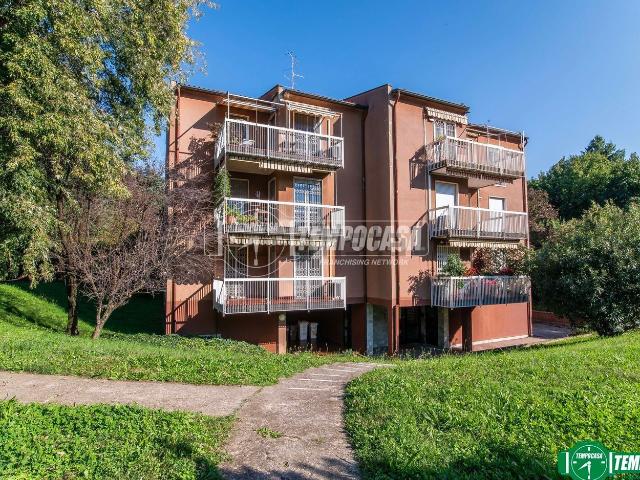 Appartamento in vendita a Arese, Lombardia