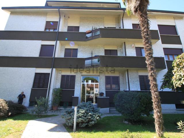 Appartamento in vendita a Alzate Brianza, Lombardia