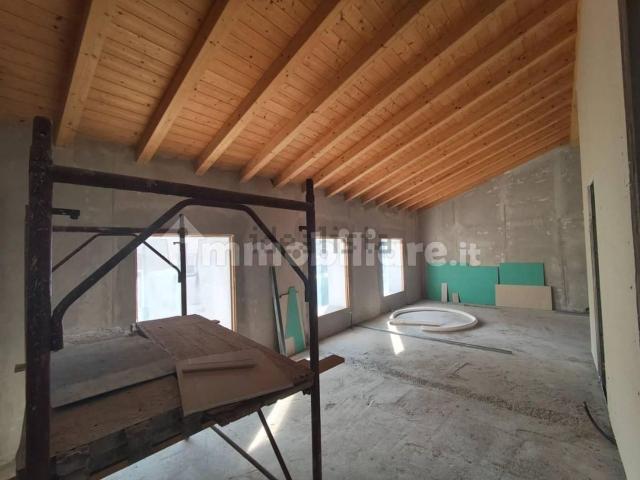 Appartamento in vendita a San Gemignano di Moriano, Bagni Di Lucca Ponte