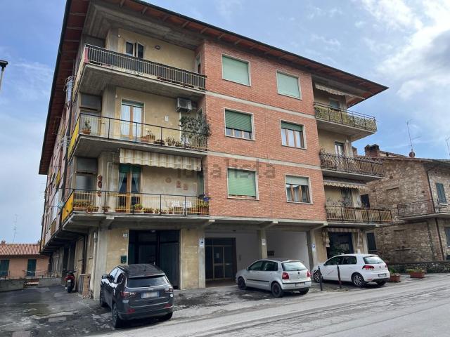Appartamento in vendita a San Quirico D'orcia, Toscana