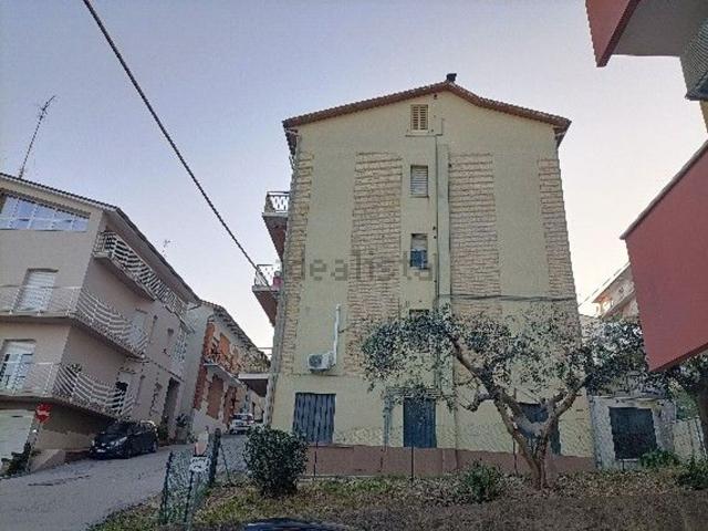 Appartamento in vendita a Montegranaro, Fermo