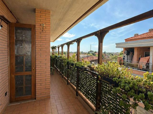 Appartamento in vendita a Romanina, Roma