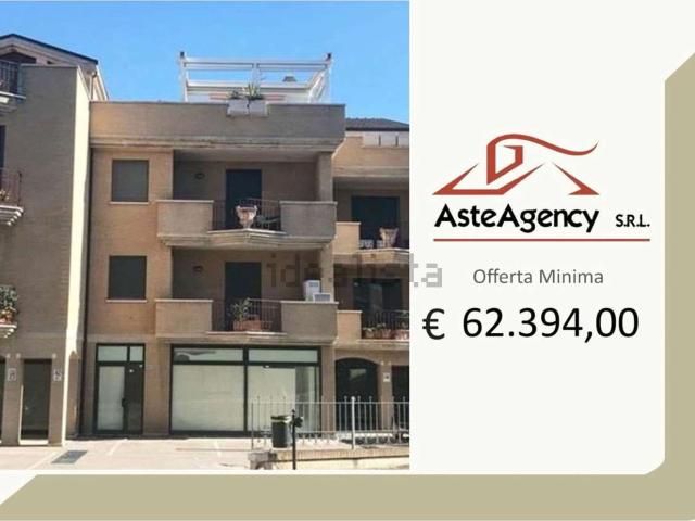 Appartamento in vendita a Marche, Macerata
