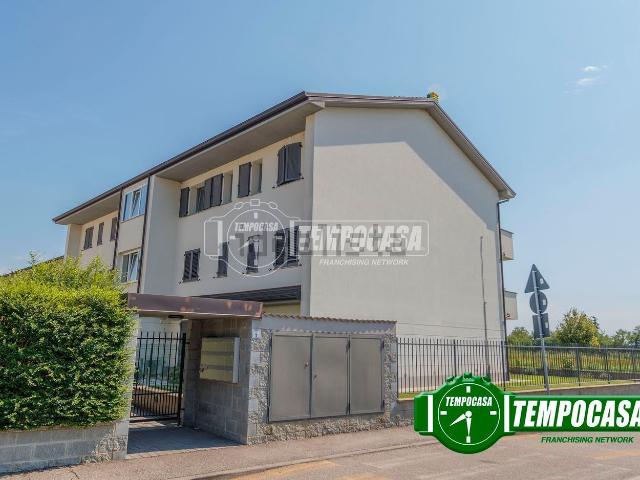 Appartamento in vendita a Cascina Confaloniera, Rosate
