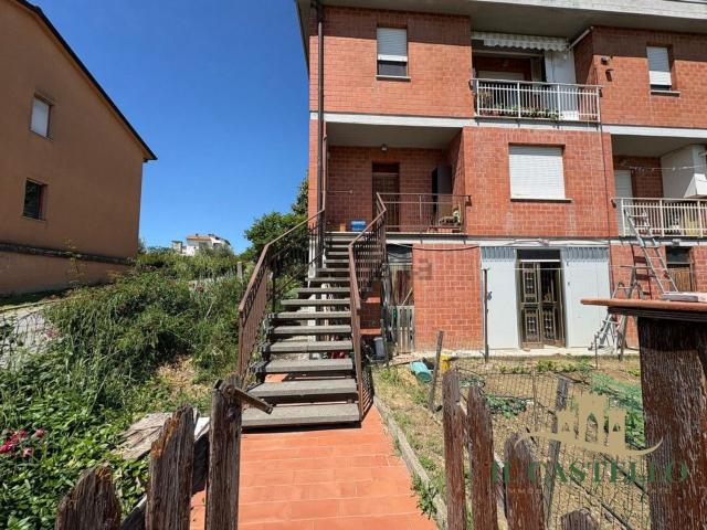 Appartamento in vendita a Poggetto, Gioiella