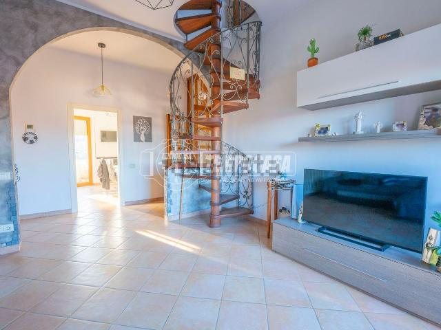 Appartamento in vendita a Marche, Macerata
