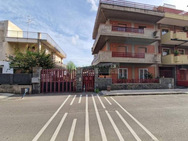 Appartamento in vendita a Fasano, Gravina Di Catania