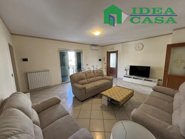 Appartamento in vendita a Vitulazio, Campania