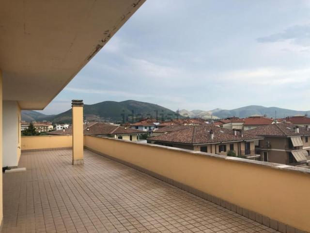 Attico in vendita a Porta Vescovo, Fondi