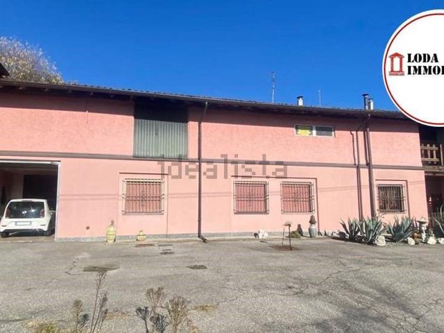 Appartamento in vendita a Pontoglio, Lombardia