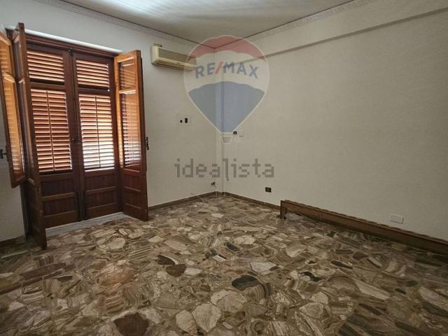 Appartamento in vendita a Bagheria, Sicilia