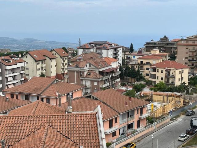 Appartamento in vendita a Vibo Valentia