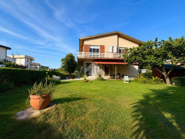Appartamento in vendita a Villaggio Emilio, Collesalvetti
