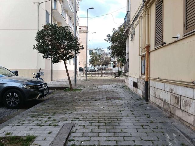 Appartamento in vendita a Salerno, Campania