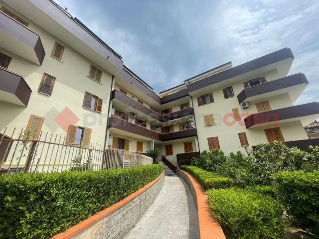 Appartamento in vendita a Carinola, Campania