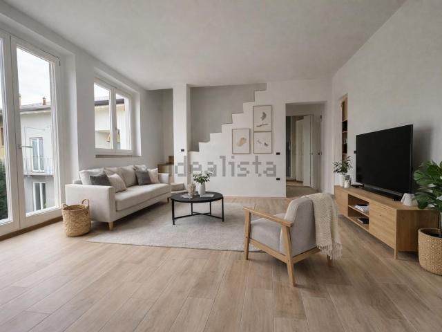 Appartamento in vendita a Meda, Lombardia