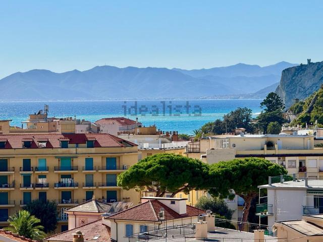 Appartamento in vendita a Calvisio, Finale Ligure