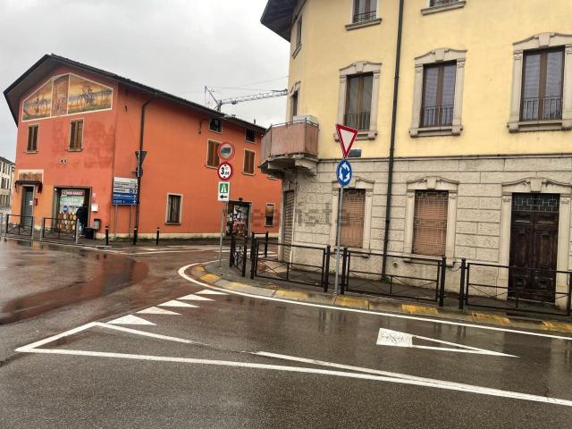 Appartamento in vendita a Calcio, Lombardia