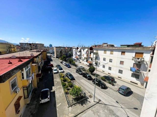 Appartamento in vendita a Carminiello, Torre Annunziata