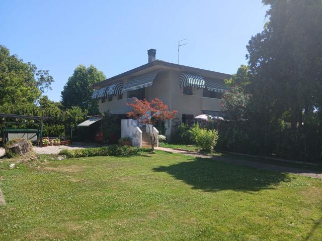 Attico in vendita a Saccolongo, Padova